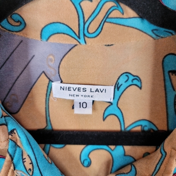 Nieves Lavi Silk Hamsa Blouse - Picture 6 of 10